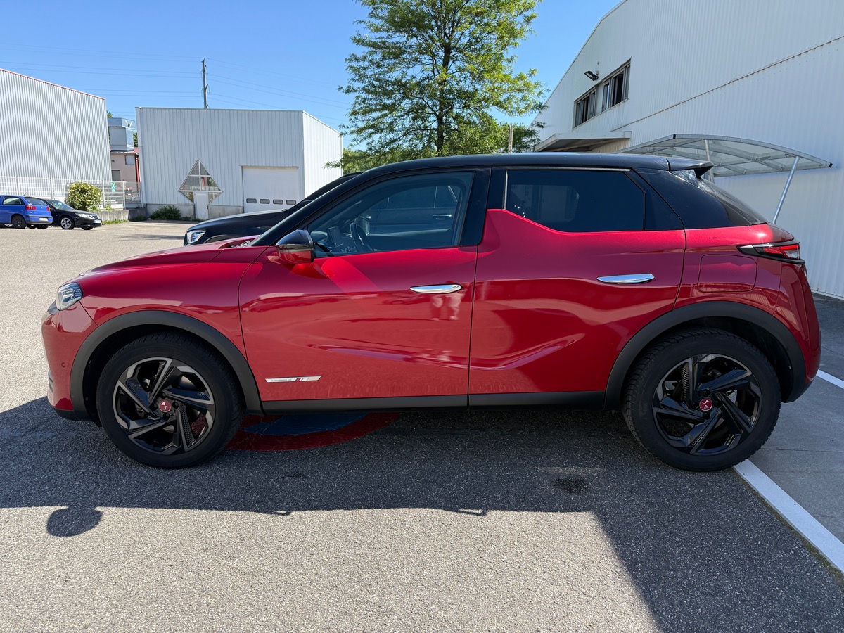 DS DS 3 CROSSBACK 130 BLUEHDI EAT8 PERFORMANCE LINE, SUIVI COMPLET, CARPLAY
