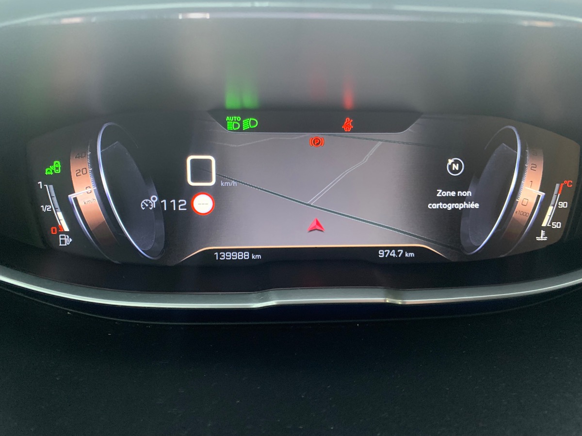 Peugeot 3008 130 | GT LINE | Mirror Screen | Pack City 1 | Full LED Technology | Phares Adaptatifs