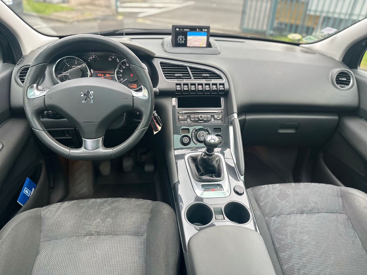 Peugeot 3008 1.6 HDI 115 CV allures 4XCBLeux