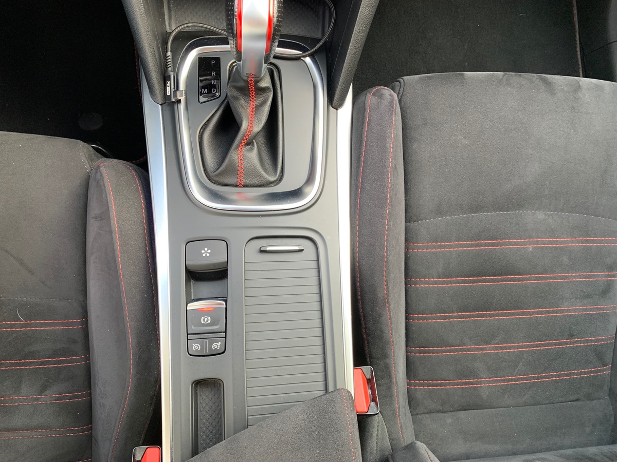 RENAULT Megane 280 ch | RS | JA 19" Interlagos diamantées | Affichage tête haute | GPS