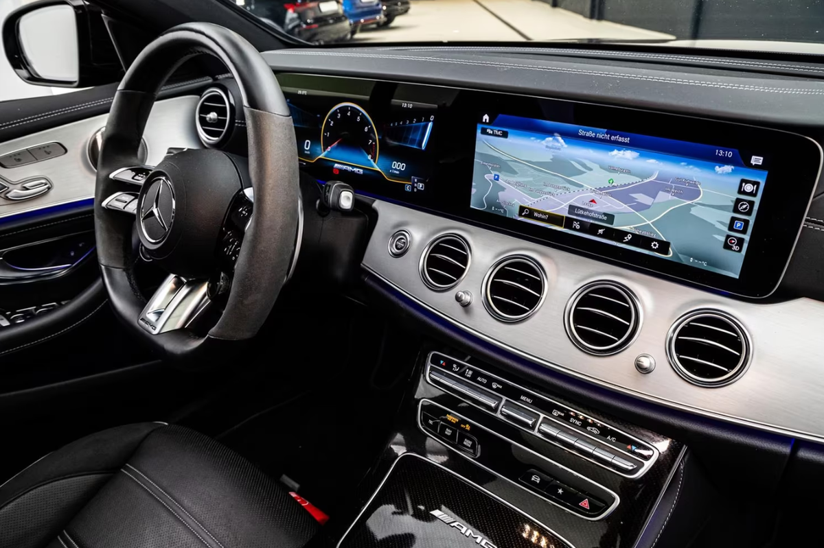 Mercedes-Benz Classe E V 63 AMG S 612ch 4Matic+ Speedshift MCT AMG