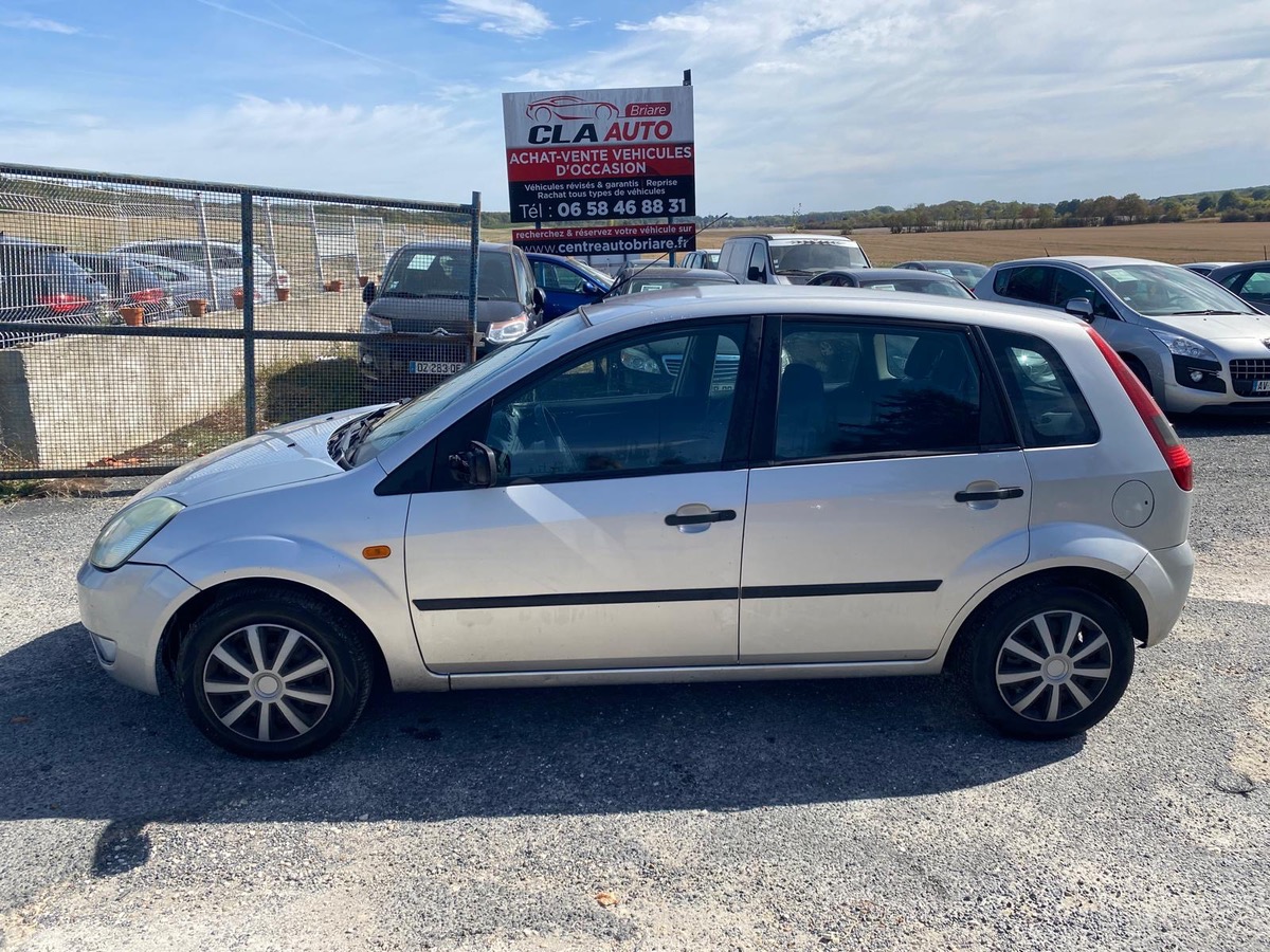 Ford Fiesta 1.4 tdci 70cv de 2004  prête a partir 