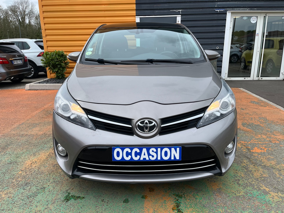 Toyota Verso Phase 2 1.6 D-4D 112 CH DYNAMIC 1° MAIN