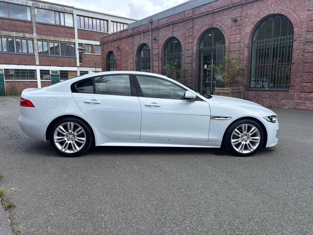Jaguar XE 2.0D 180 R-SPORT BVA