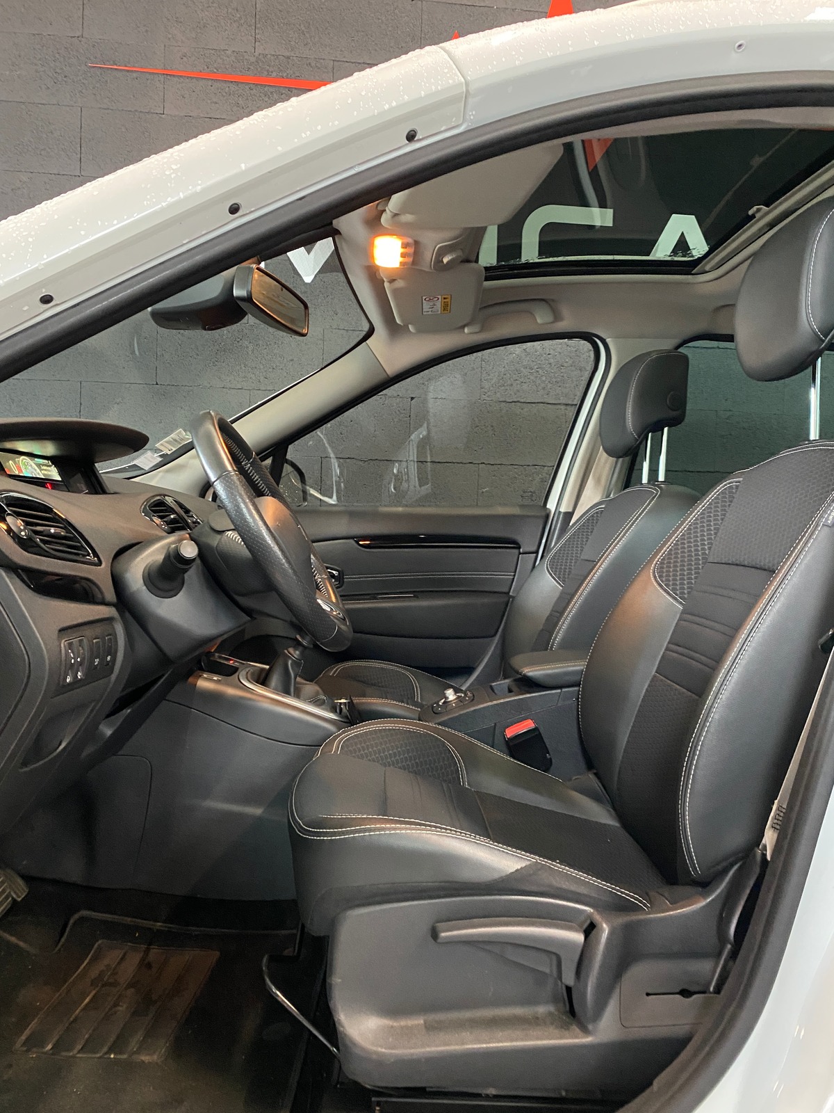 RENAULT Grand Scenic 1.2 TCE 130 ENERGY BOSE EDITION 7PL