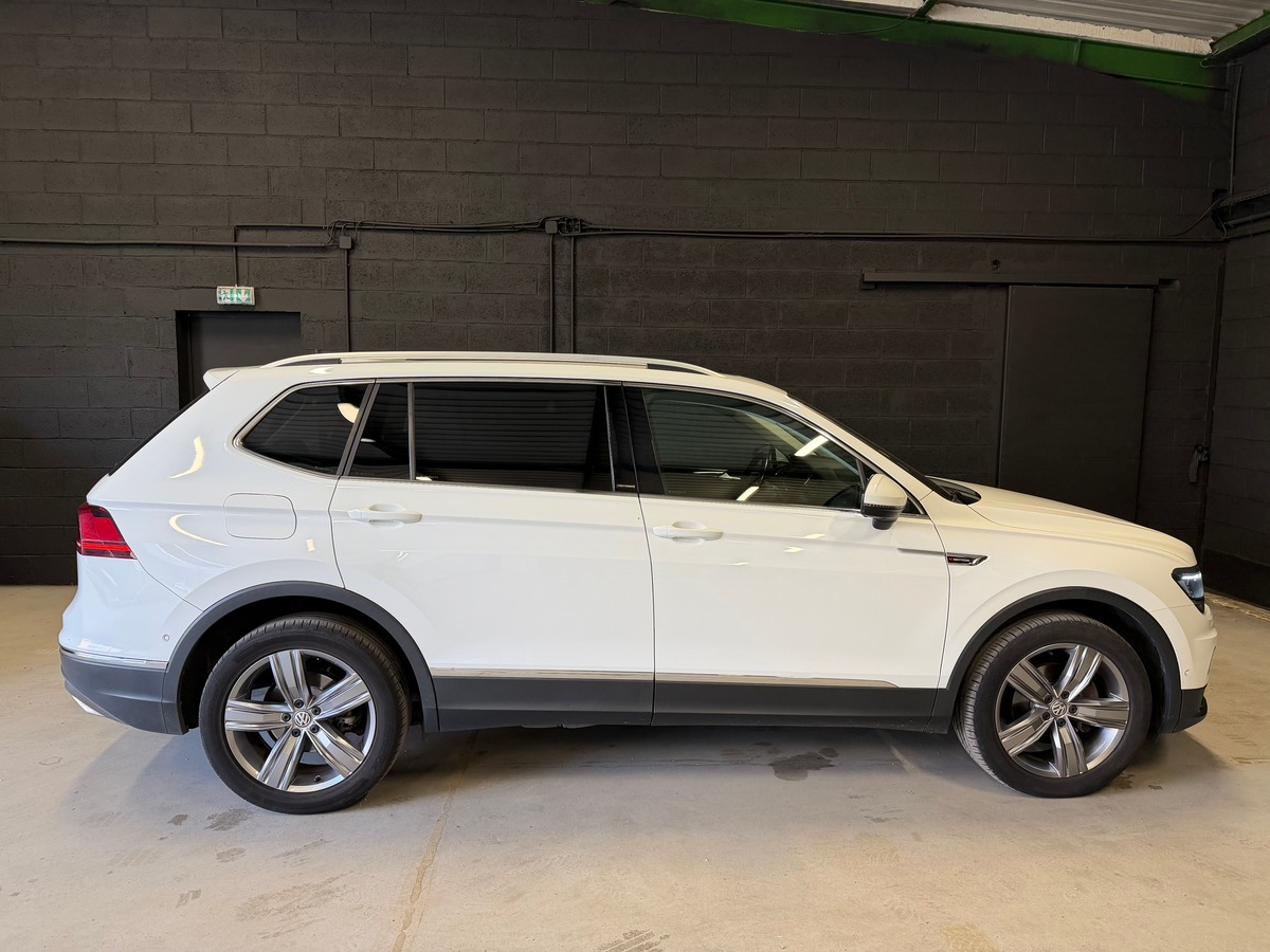Volkswagen Tiguan ALLSPACE 2.0 tdi 4 MOTION CARAT FULL CockPit / Toit Panoramique Ouvrant