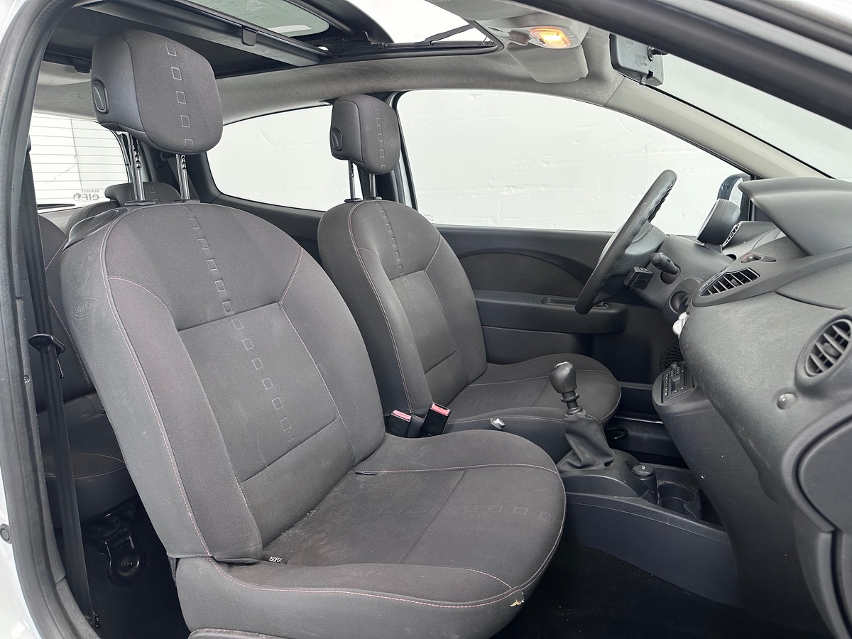 RENAULT Twingo II 1.2 16V 75 DYNAMIQUE / Toit ouvrant / garantie 12 mois