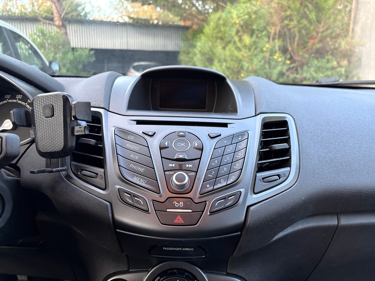 Ford Fiesta 1.25 82ch Edition - 1ʳᵉ main - ENTRETIEN CONSTRUCTEUR