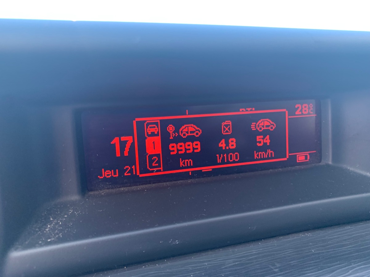 Citroën C3 Picasso 90 chevaux | Régulateur de vitesse | Climatisation | Attelage | Radar arriére