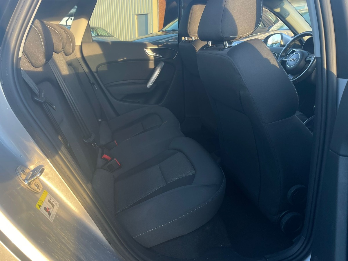 Audi A1 Sportback 1.6 tdi 105 Ambition BVM