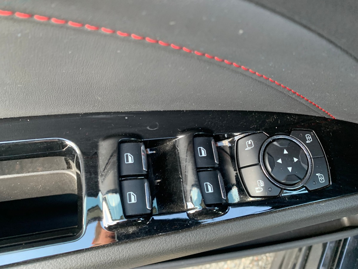 Ford Mondeo 187 ch | 2.0 | ST LINE | Caméra recul | Régulateur vitesse adaptatif | Phares avant LED