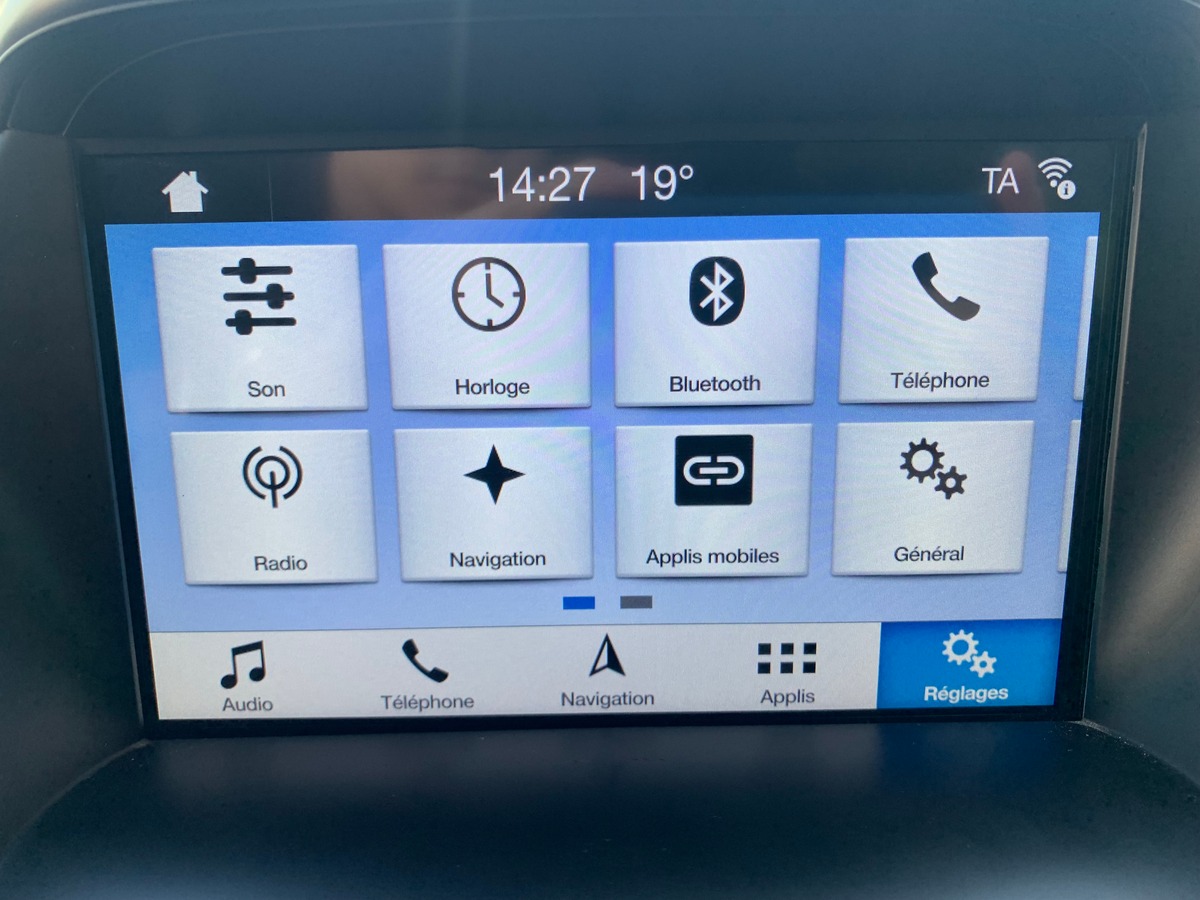 Ford Kuga 120 chevaux | St-Line | Caméra de recul | Attelage | GPS | Coffre assisté électriquement