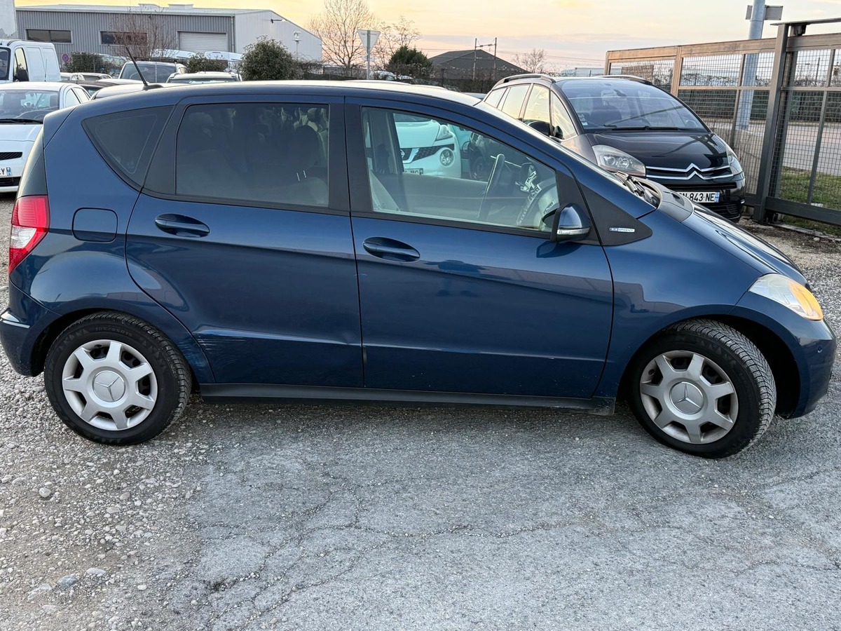 Mercedes-Benz Classe A W169 Phase 2 5P 160 CDi 2.0 CDi 82 cv