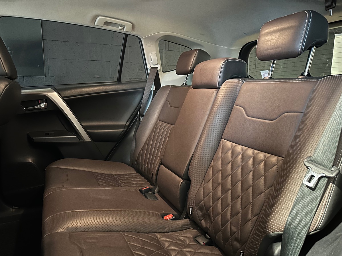 Toyota RAV4 IV Phase 2  SILVER EDITION 2.5 VVTi 16V 197 Hybrid 2WD E-CVT 155 cv