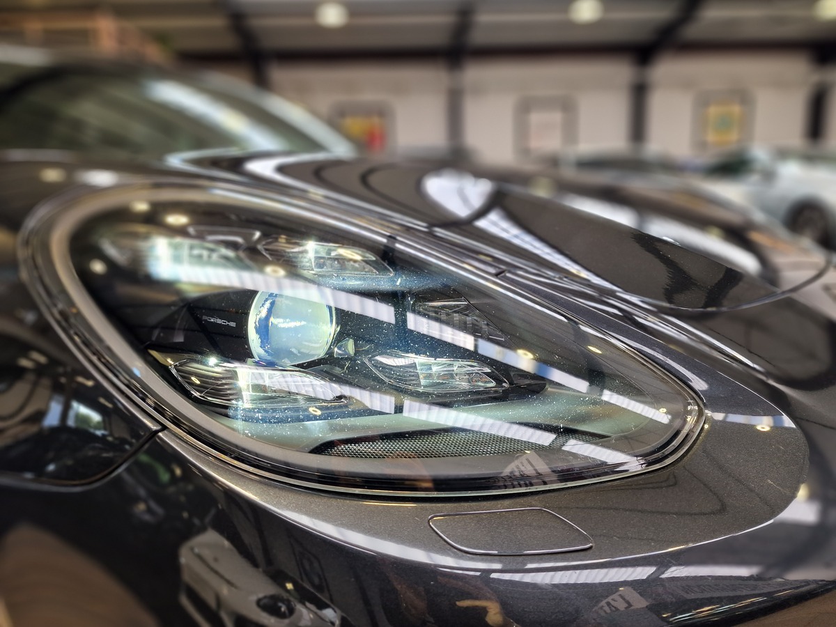 Porsche Panamera 2.9 L 462 cv FULL OPTIONS 