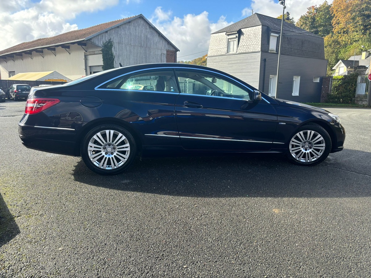 Mercedes-Benz Classe E Coupé 220 CDI BlueEfficiency Elegance