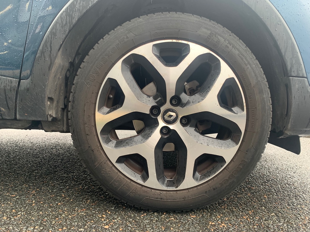 RENAULT Captur 90 ch | Intens | Pack City Plus | Roue secours galette | GPS | Système accès sans clé