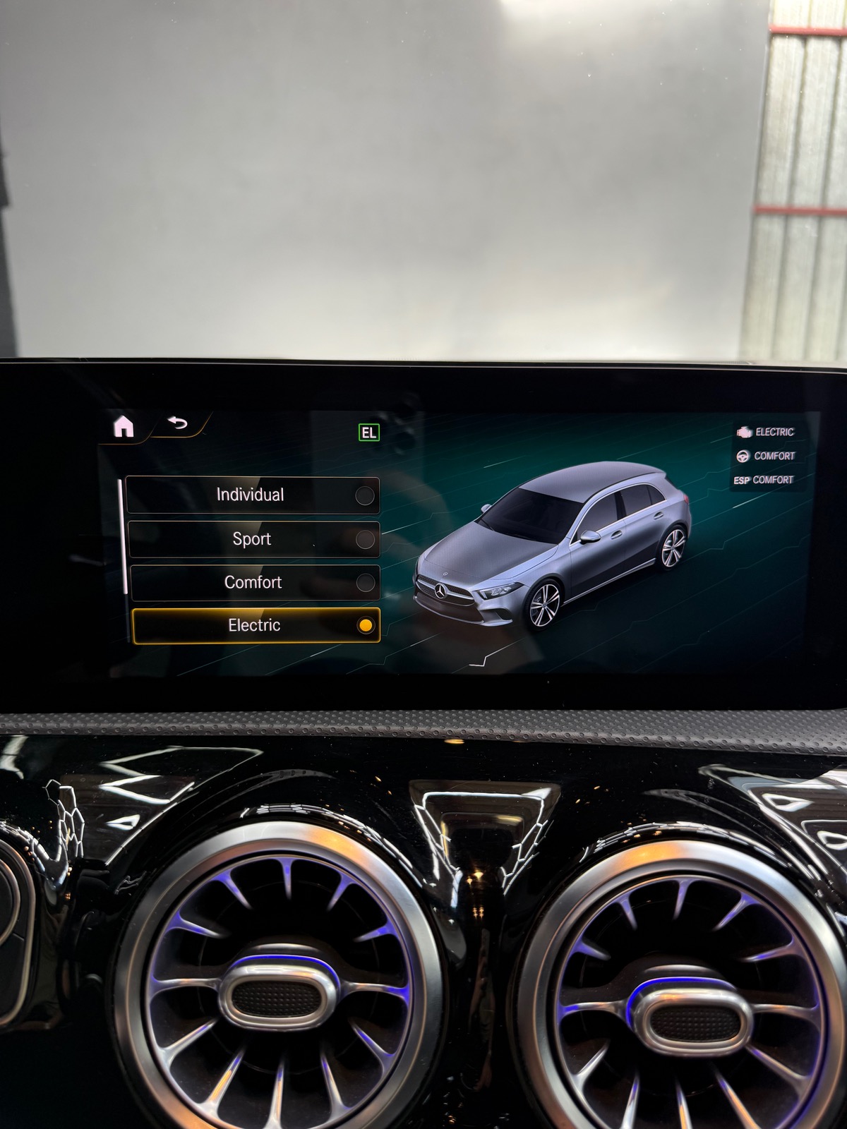 Mercedes Benz Classe A 250e 218CV AMG Line Garantie 1 an ✅
