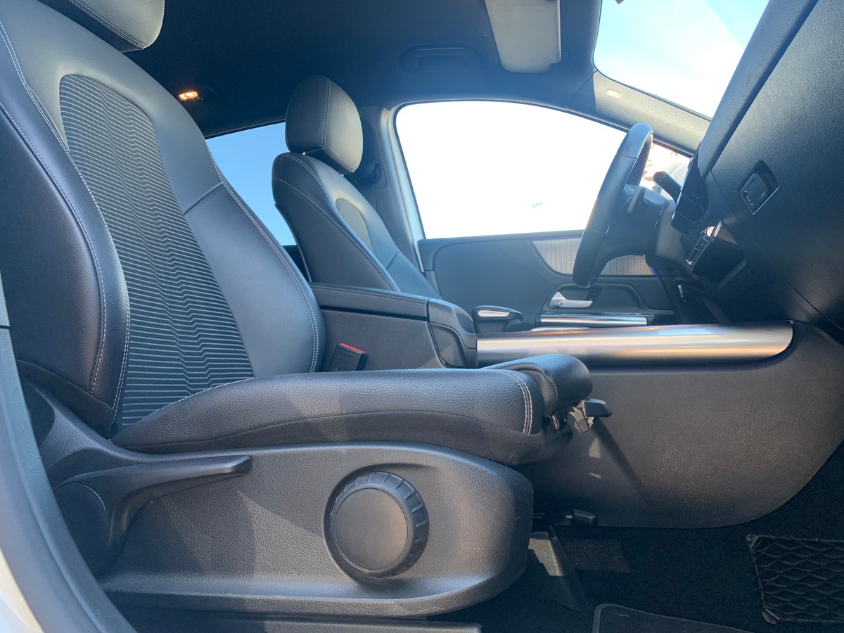 Mercedes-Benz Classe B 150 chevaux | Progressive Line | Siéges chauffants | Caméra recul | Attelage