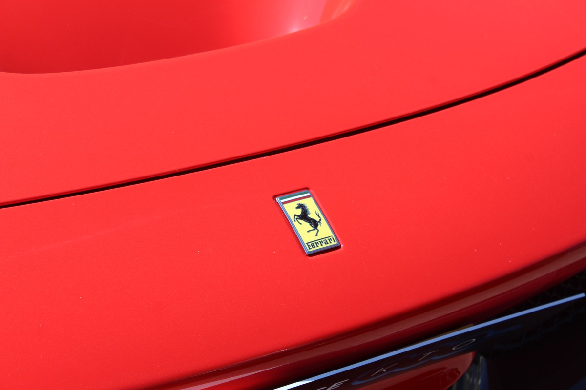 Ferrari F8 Tributo COUPE 3.9 DCT V8 BiTurbo 720 ch 1ère MAIN  ROSSO SCUDERIA - ORIGINE FRANCE