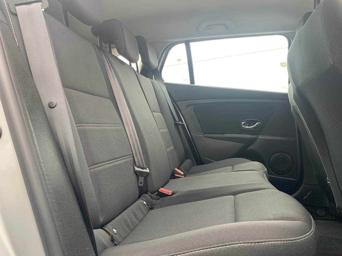 RENAULT Megane Estate 110 ch | Business | GPS | Régulateur de vitesse | Radar de recul | Bluetooth