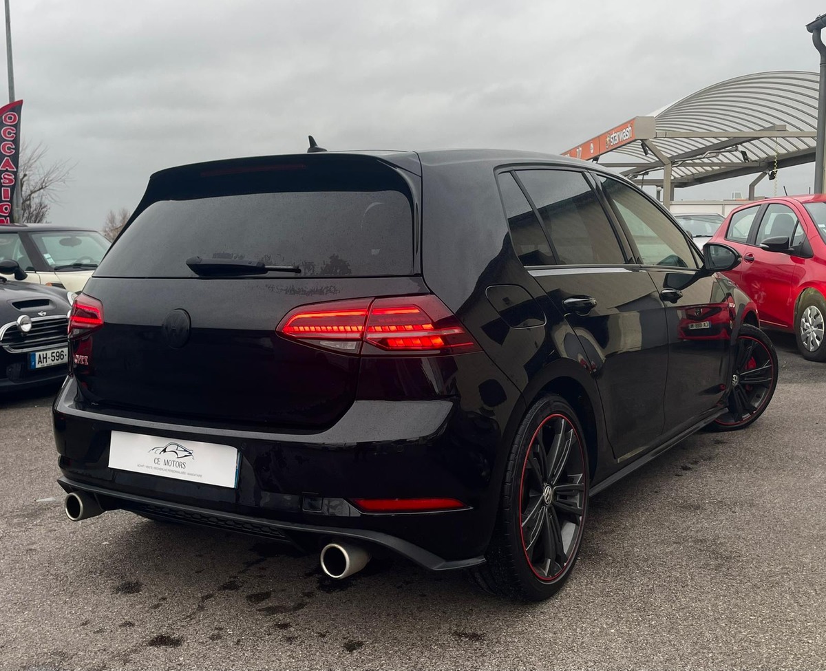 Volkswagen Golf 7.5 GTI PERFORMANCE 2.0 TSI 245  DSG7 5P