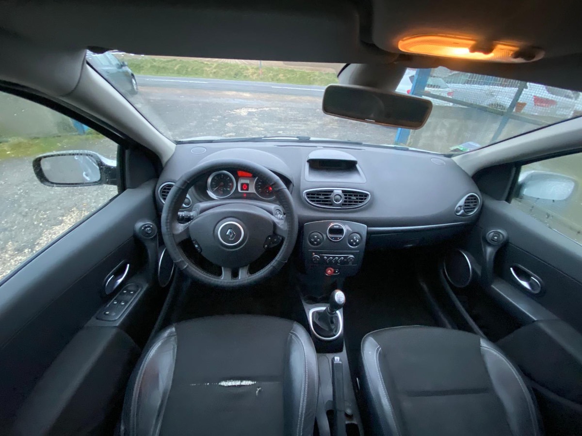 RENAULT Clio 1.5 dci 105cv 11/2006 dynamique 