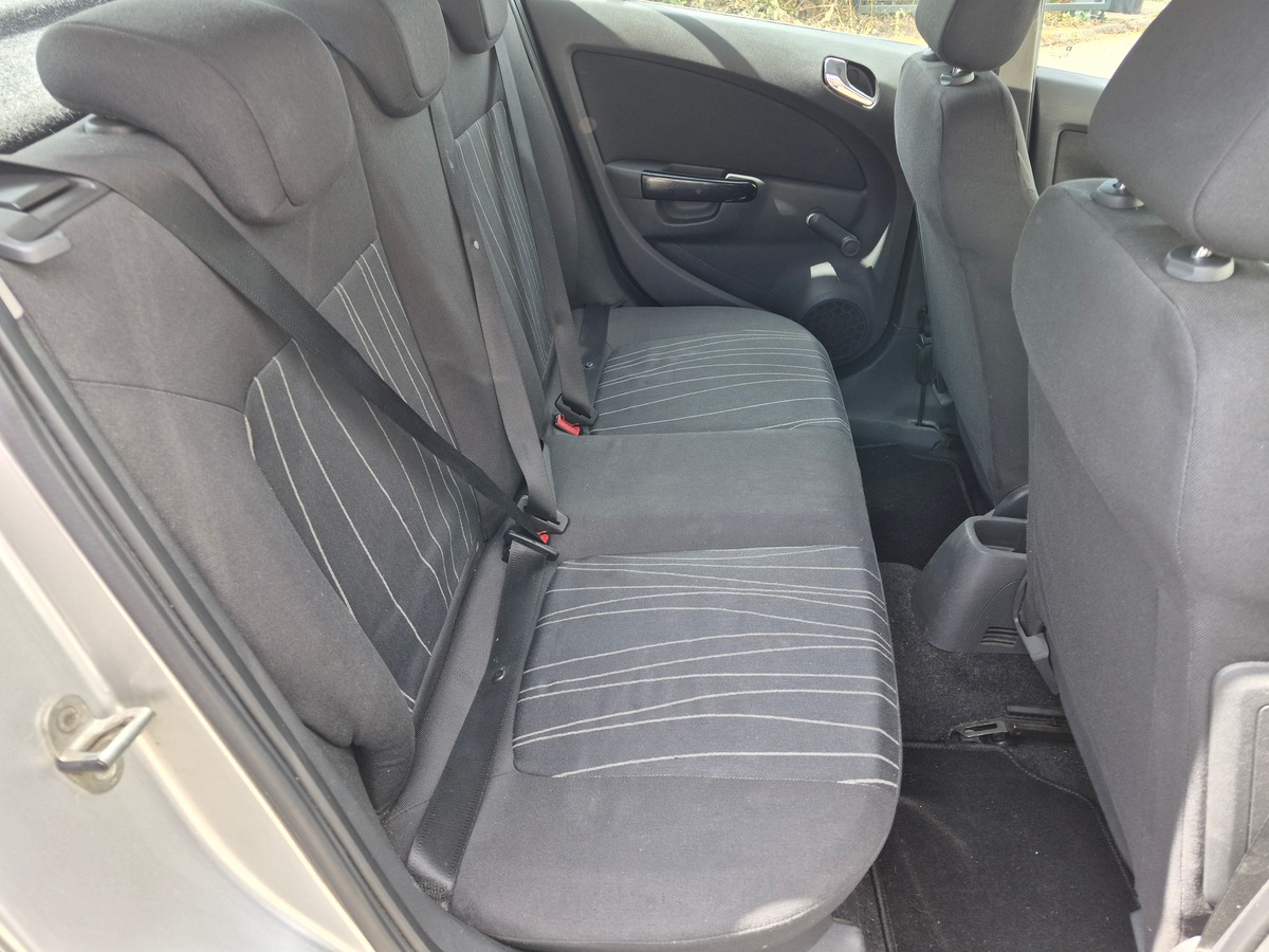 Opel Corsa 1.3 cdti 75 ch Enjoy