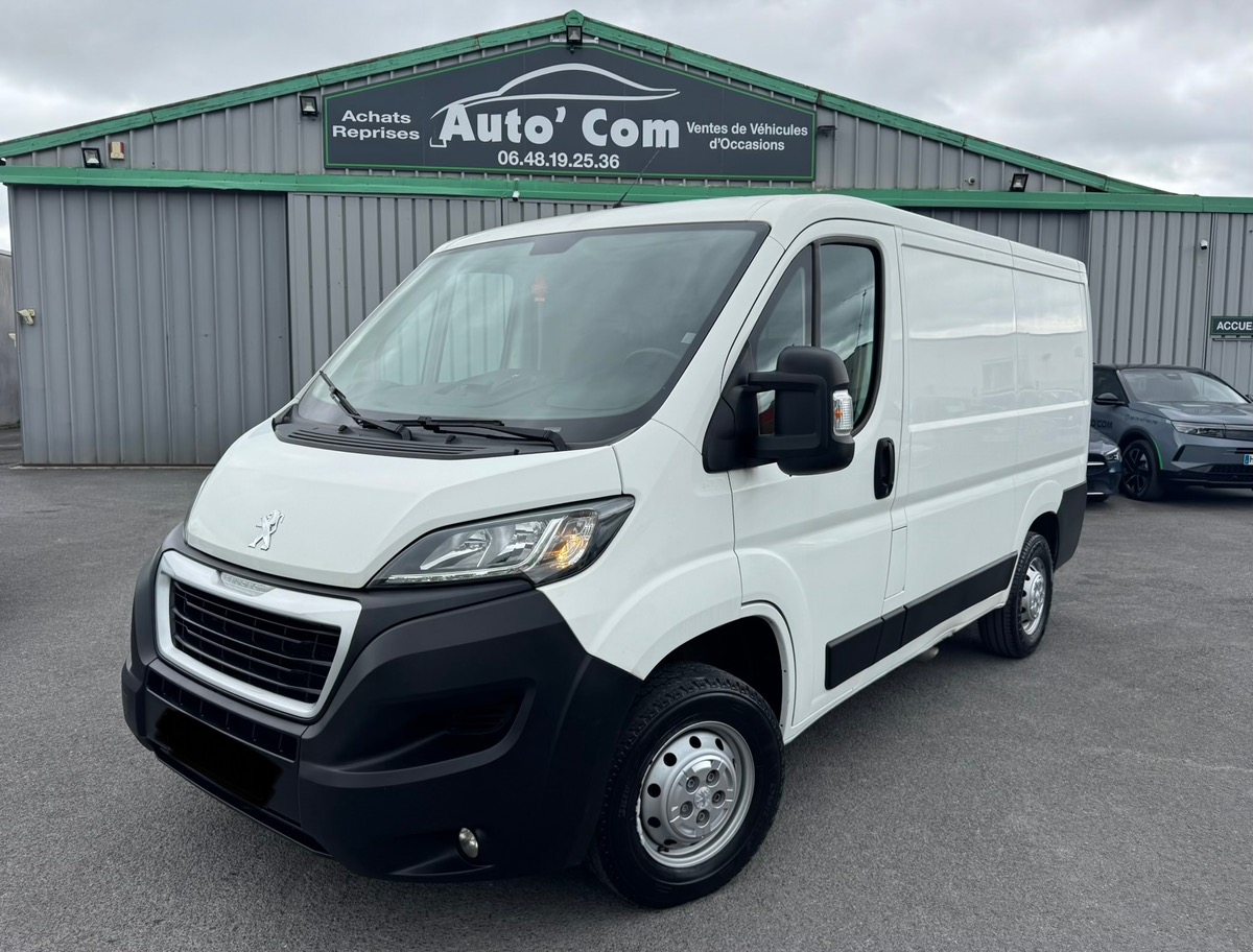 Peugeot Boxer 2.0 BHDI 110CH PREMIUM PACK BVM6 + ATTELAGE / MOTEUR NEUF