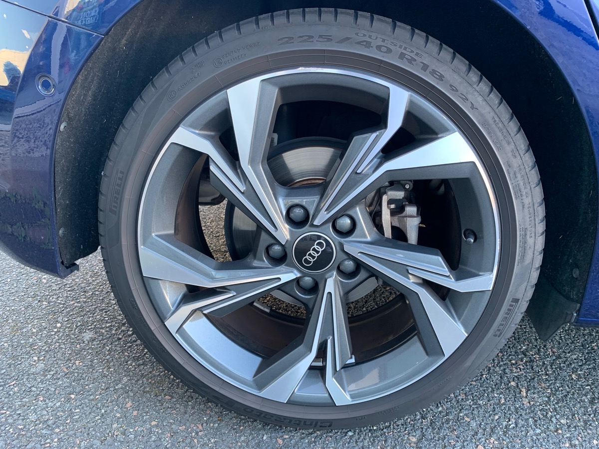 Audi A3 Sportback 150 ch | S-line | Affichage tête haute | Matrix LED clignotants dynamiques