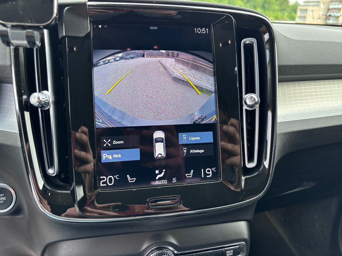 Volvo XC40 2.0 T6 HYBRID - TVA RECUPERABLE - Attelage électrique