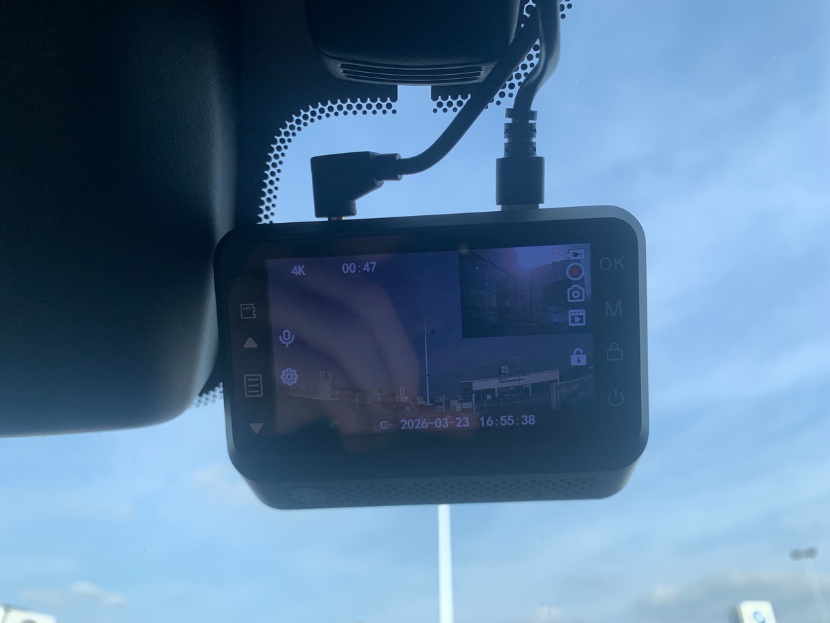 Lexus UX 250 | 185 ch | Luxe Techno | Contrôle angles morts | Caméra recul | Hayon électrique