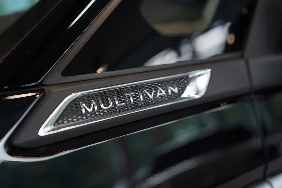 Volkswagen Multivan VII T7 2.0 TDI 150ch Style Long DSG7/7places/VO Allemand/Malus 8000e