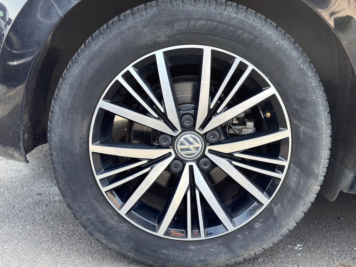 Volkswagen Golf 1.4 tsi 125 ch AllStar BVM
