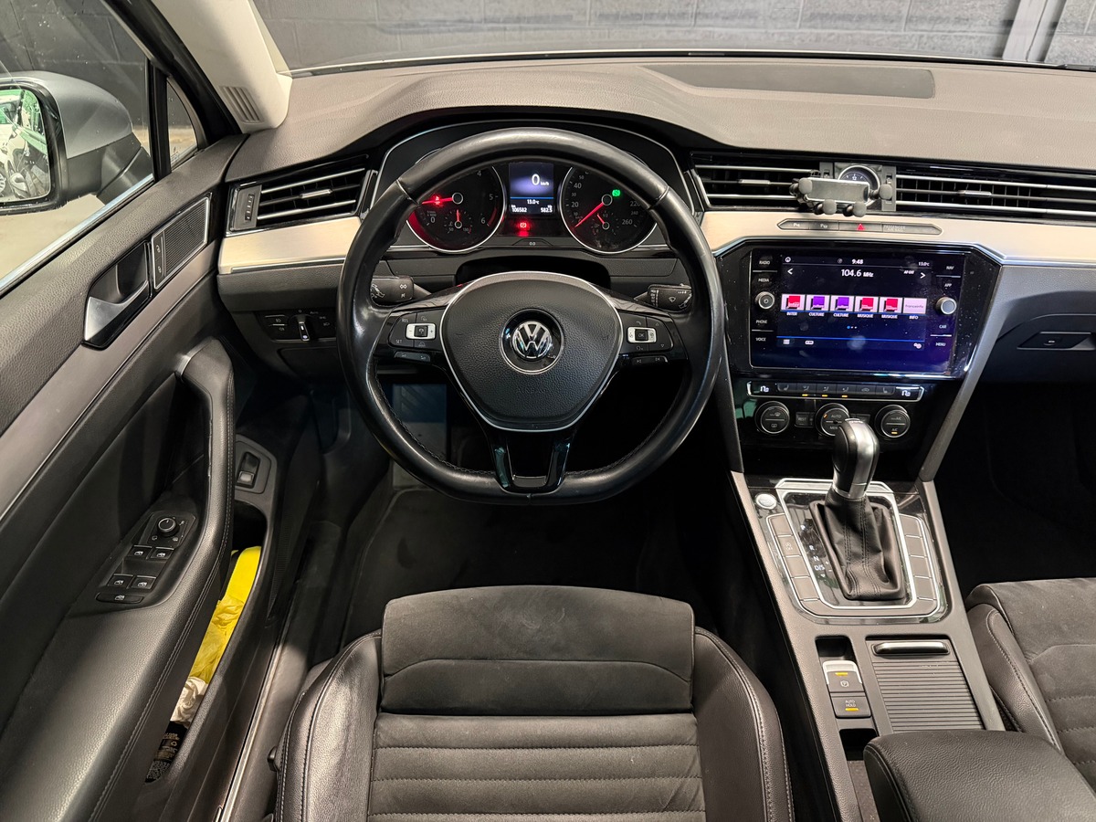 Volkswagen Passat SW Carat 2.0 tdi 150ch DSG Kit Distribution Ok