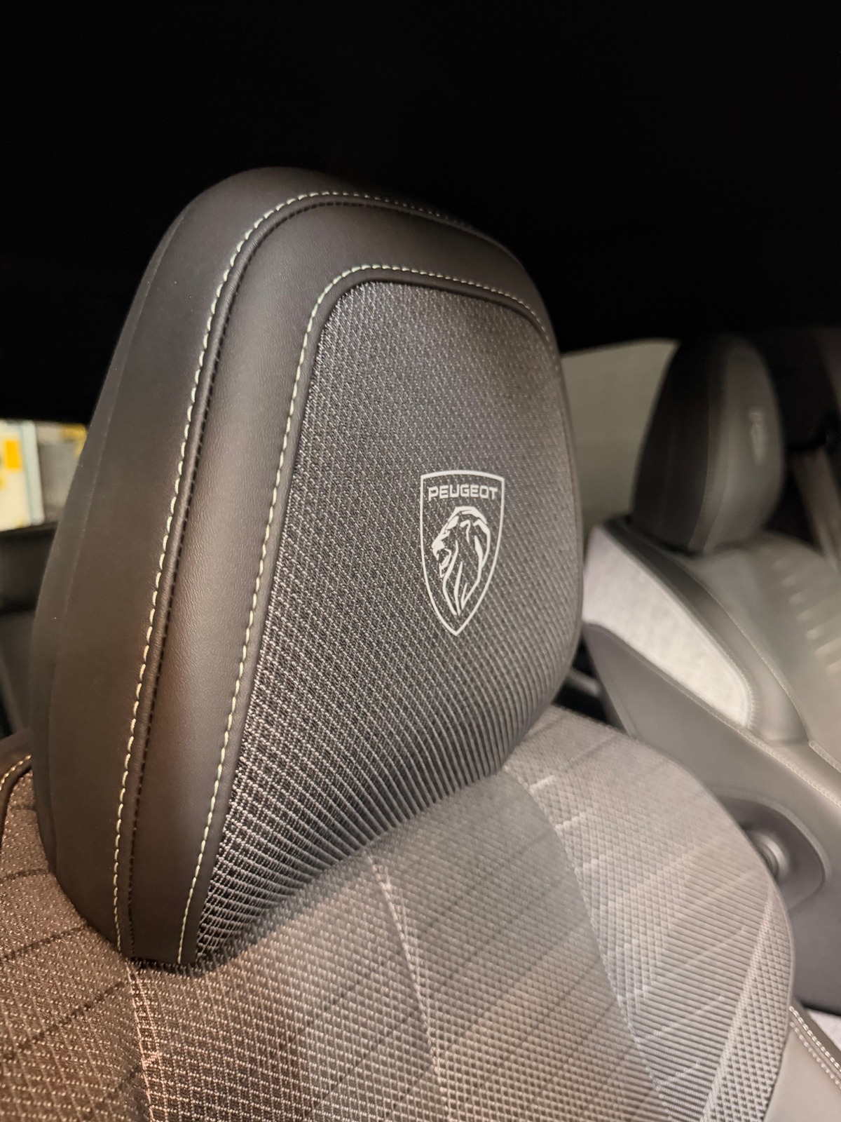 Peugeot 3008 GT Hybrid 145ch e-DCS6 Garantie Peugeot