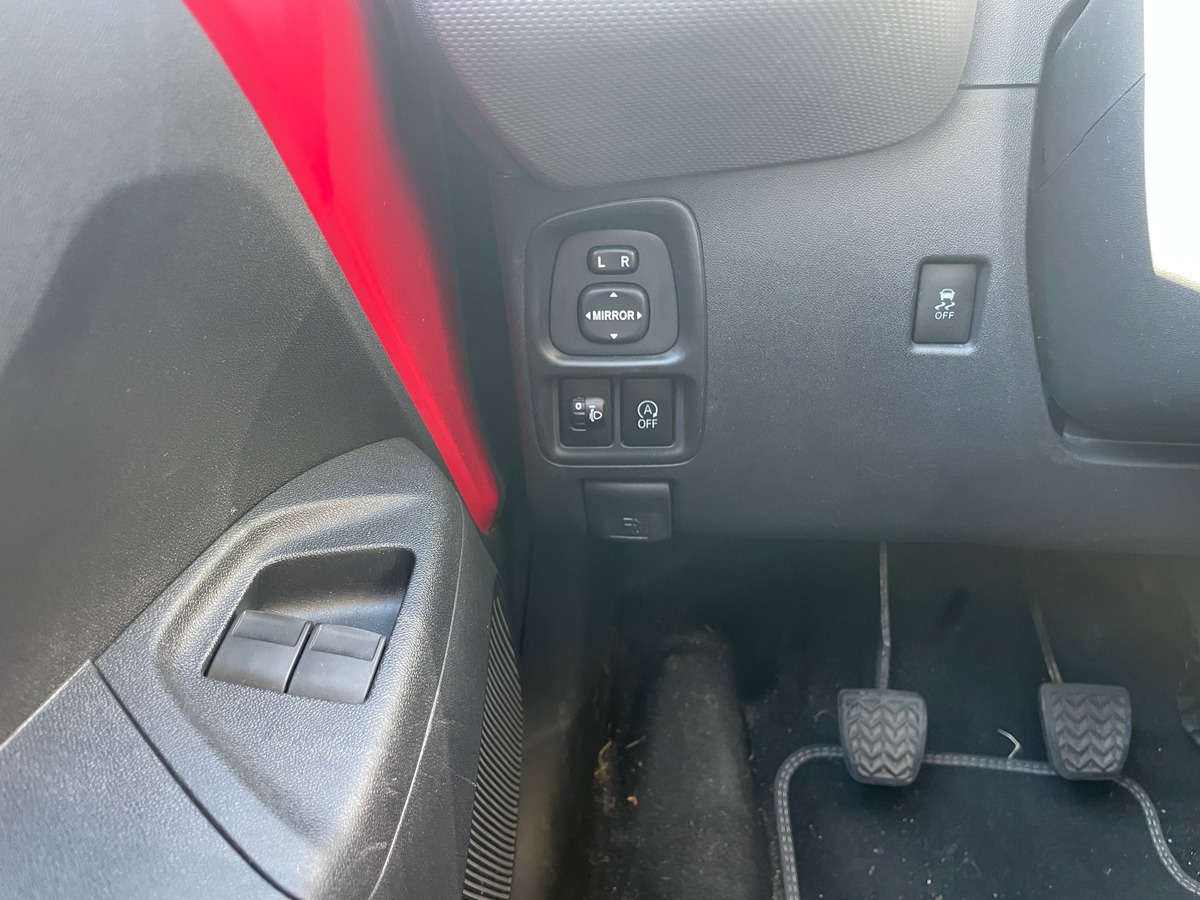 Peugeot 108 1.0 vti 72 ch version STYLE - 1 er main et Historique Complet