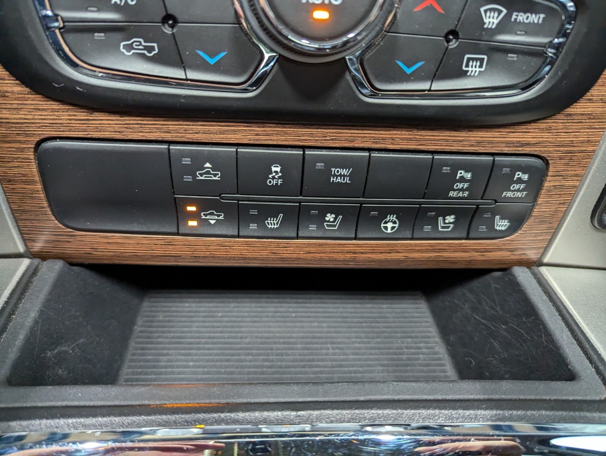 Dodge 1500 RAM Ram 1500 Laramie PAS DE MALUS