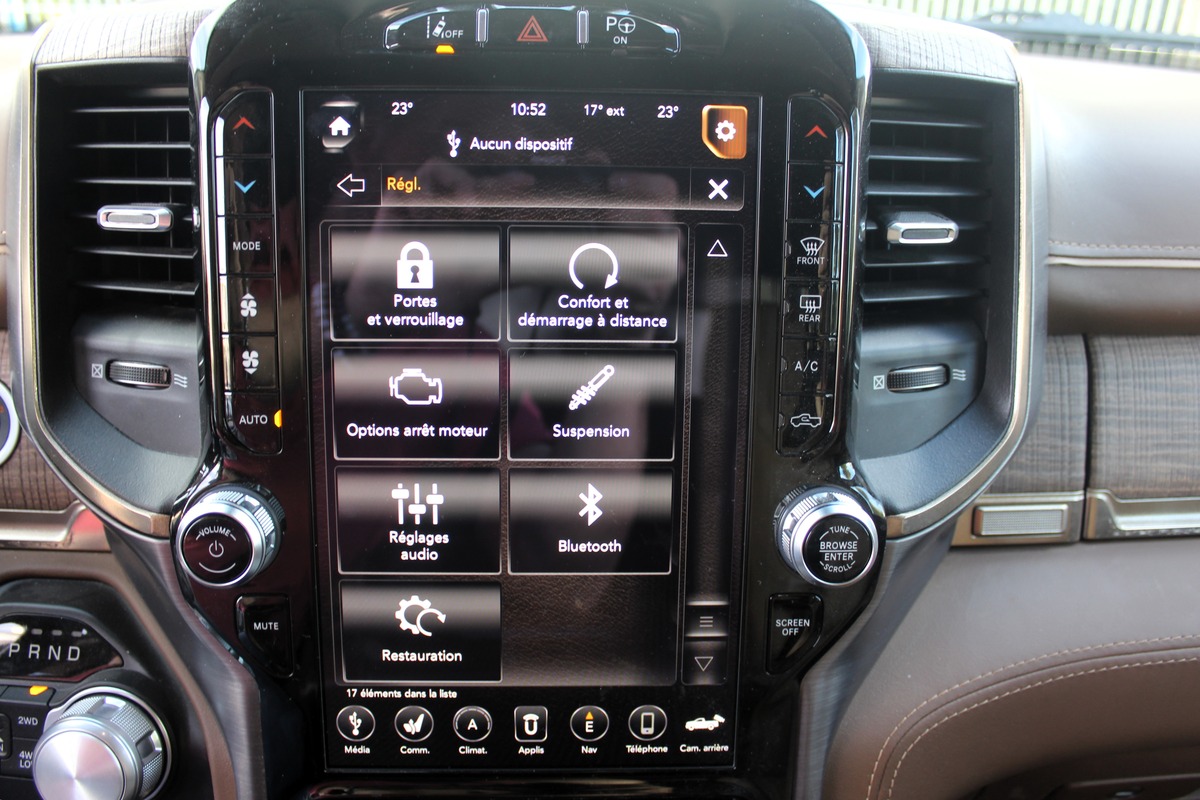 Dodge RAM CREW CAB 1500 5.7 V8 396 ch LARAMIE EDITION LONGHORN / RAM BOX / CARPLAY / ATTELAGE / E85