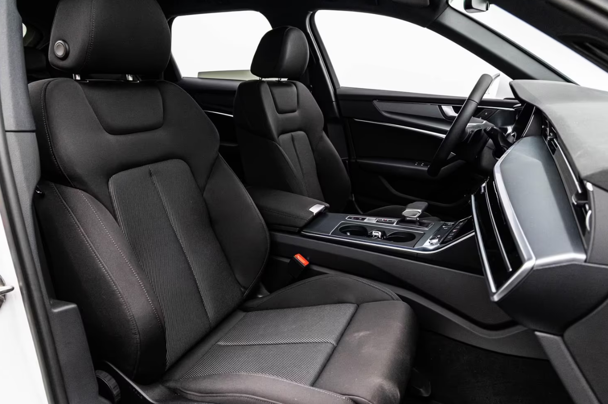 Audi A6 Avant 40 TDI 204ch S line S tronic 7/Caméra/LED/VO Allemand/Malus 5500e