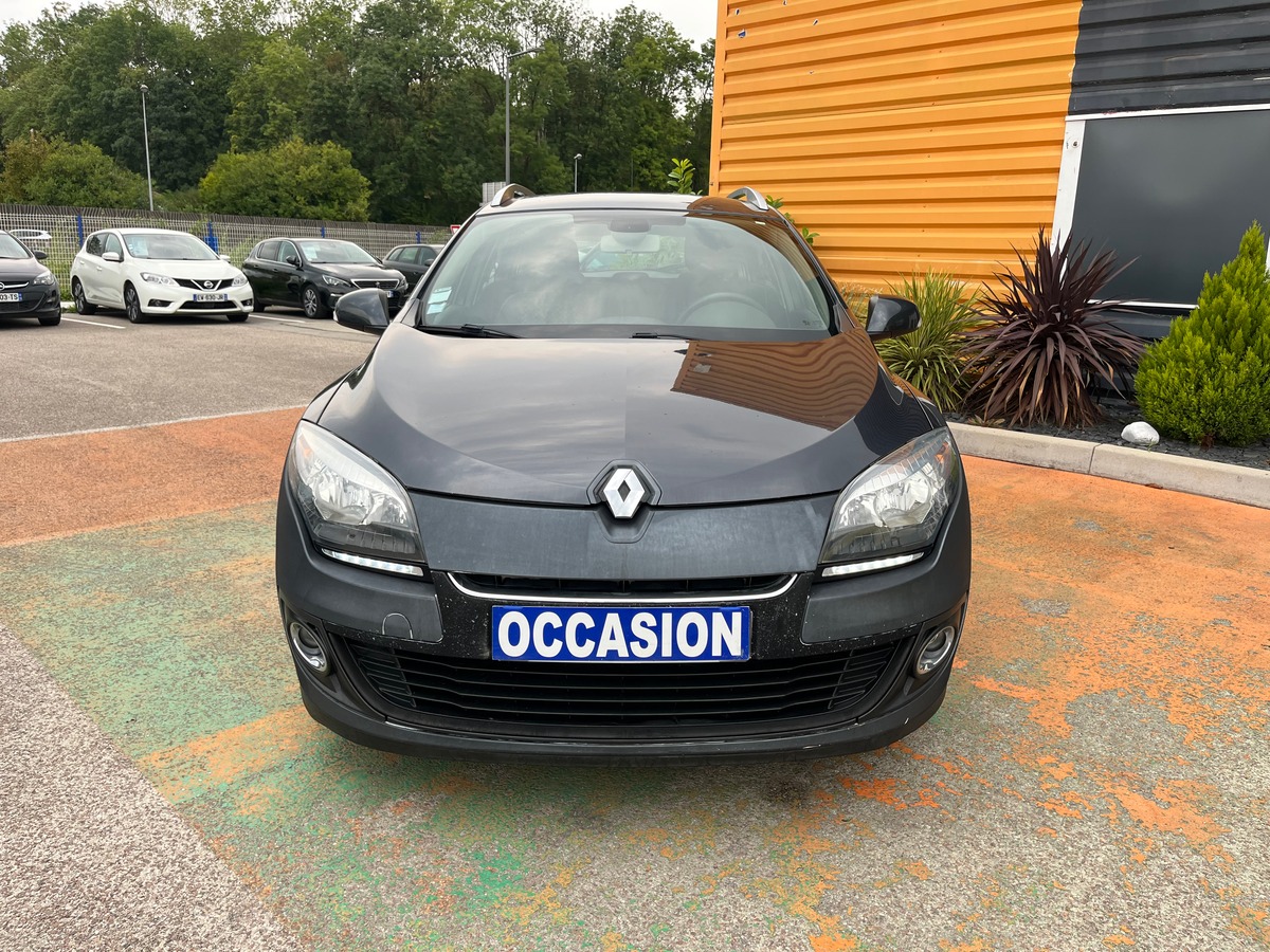 RENAULT Megane III Phase 2 Estate 1.5 dCi 110 CH