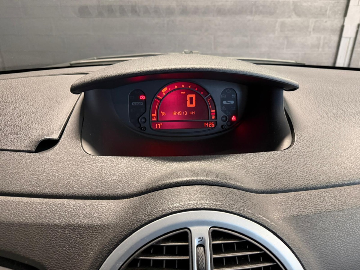 RENAULT Modus 1.5 DCI 86 CH KIT DISTRIBUTION A JOUR