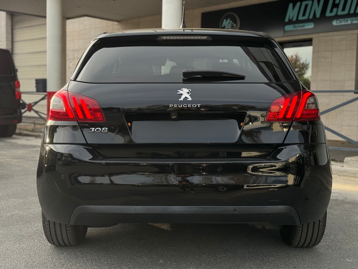 Peugeot 308 Phase 2 130 ch EAT8 Allure Pack - Distribution faite - Full options
