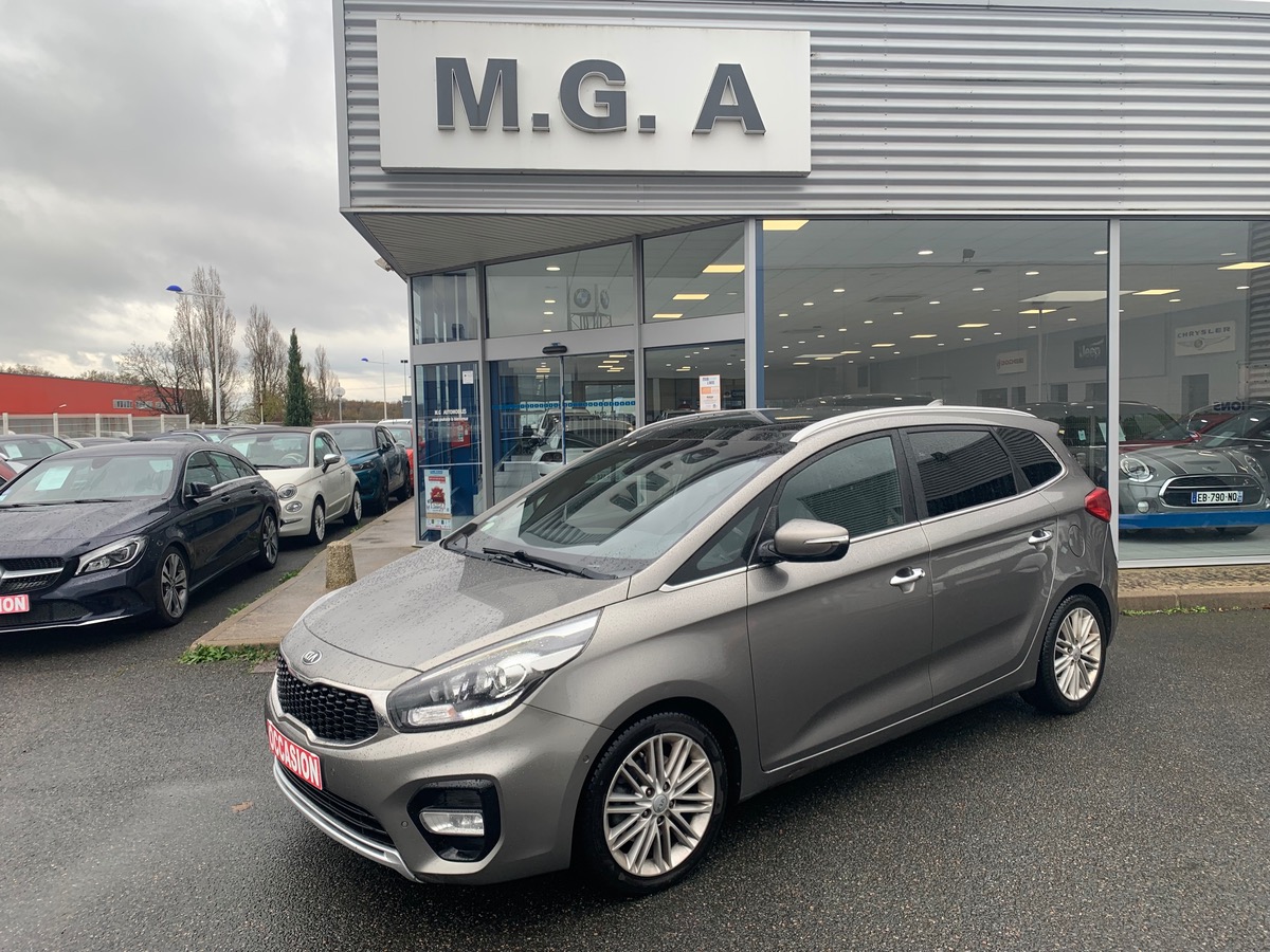 Kia Carens 141 ch | PREMIUM | 7 Places | Phase 2 | Attelage| Toit ouvrant | Caméra de recul | Jantes