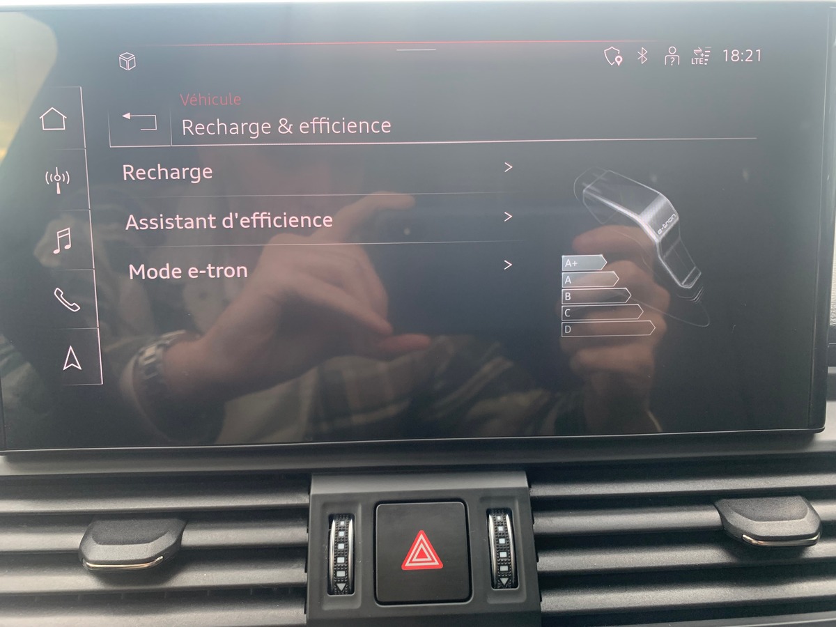 Audi Q5 Sportback 299 S-Line | Quattro | Apple car Play | Siéges chauffants | Caméra | Garantie AUDI