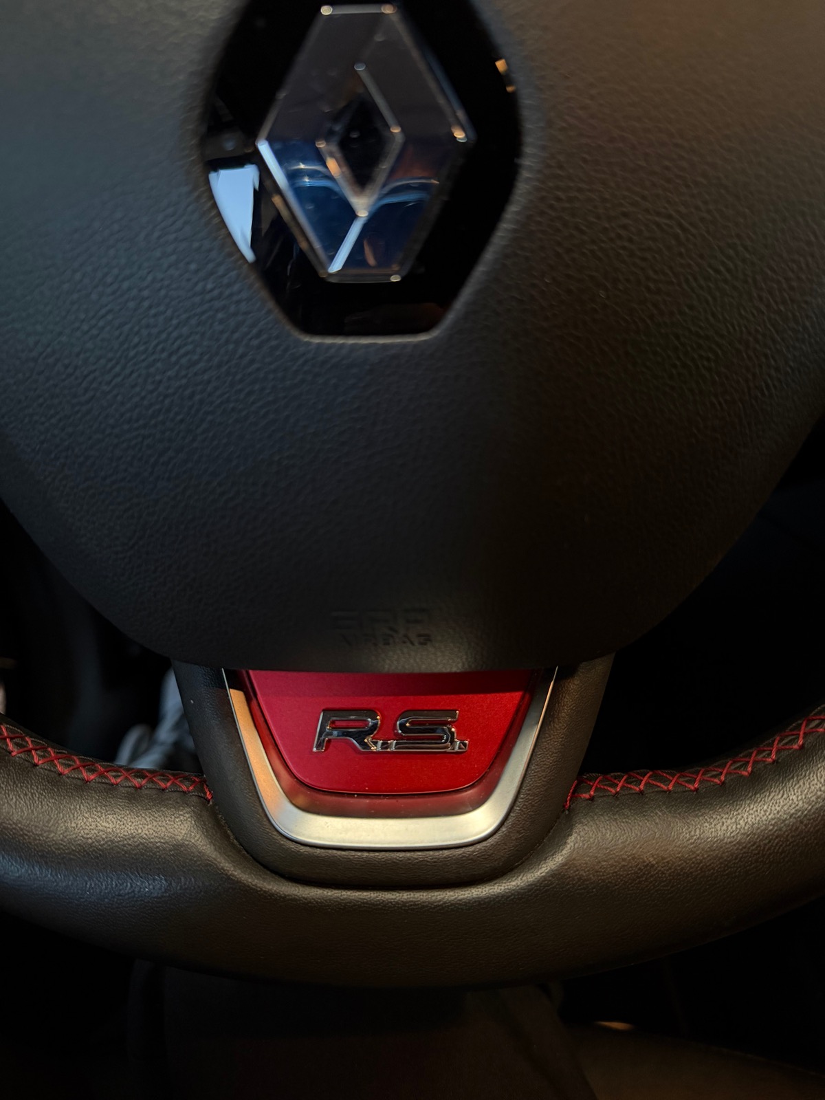 RENAULT Clio RS TROPHY Phase 2 1.6 T 16V EDC6 220 cv Boîte auto