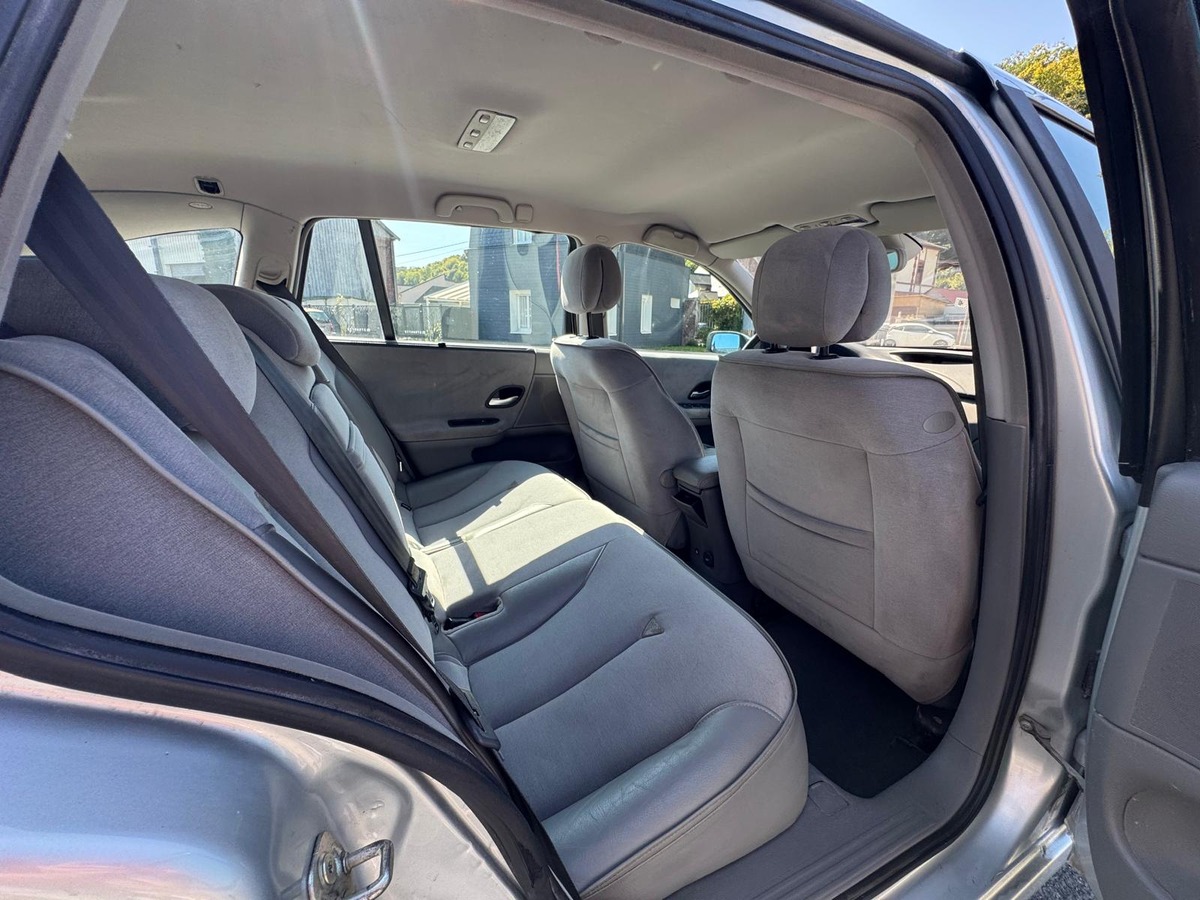 RENAULT Laguna 2.0 IDE 140 - BREAK PRIVILEGE - DISTRIBUTION NEUVE - GARANTIE