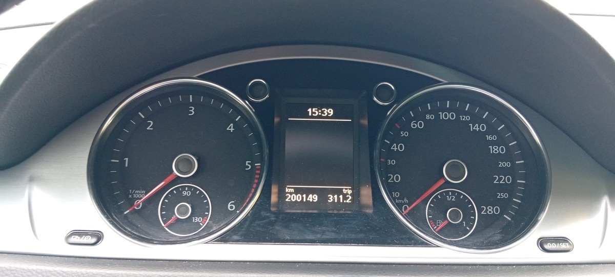 Volkswagen Passat CC 2.0 TDI 140ch Carat DSG6 Pack R line / Suivi d'entretien à jour