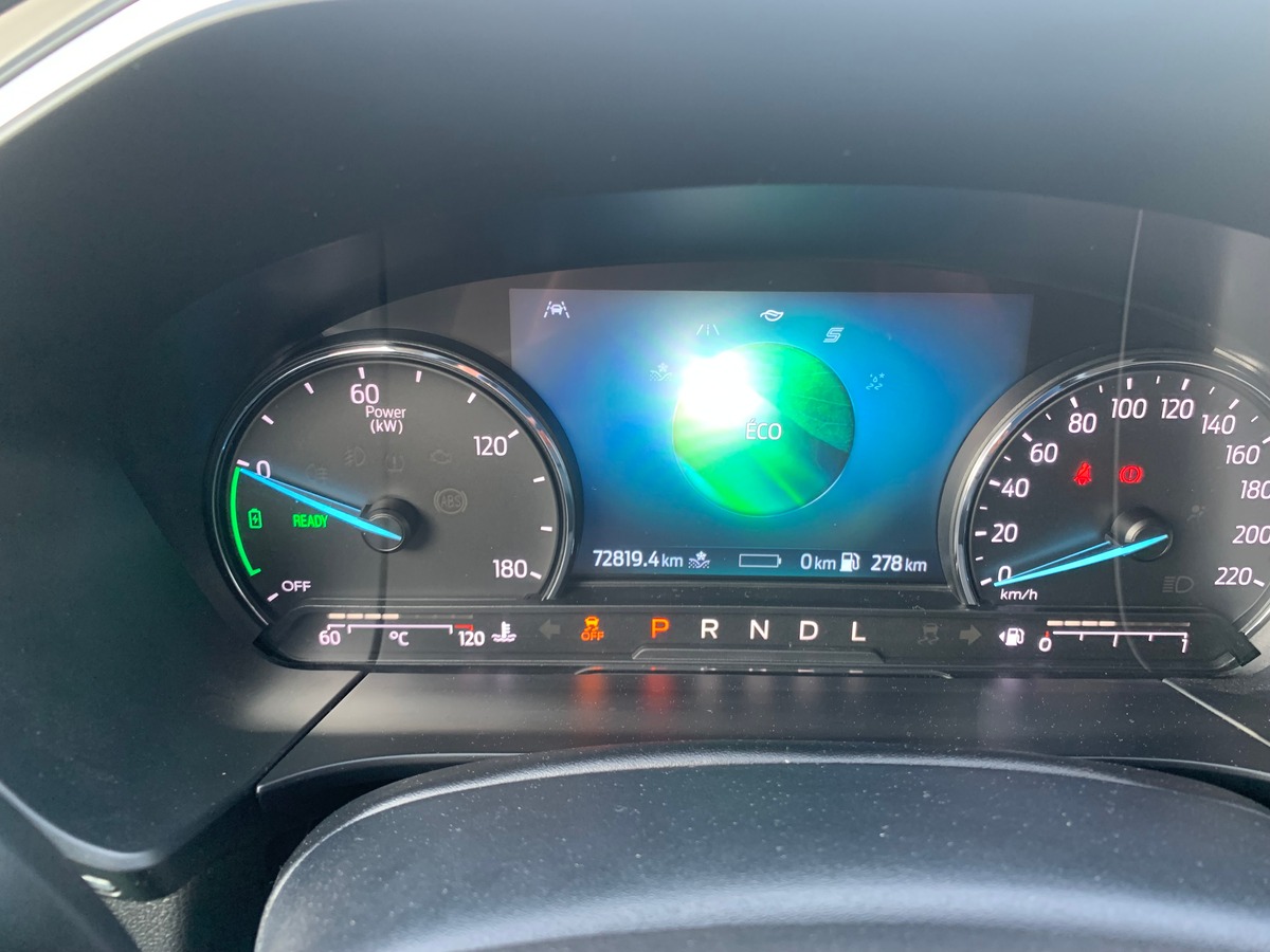 Ford Kuga 225 ch | 2.5 PHEV | Titanium | Apple car Play | Radar de stationnement avant et arriére