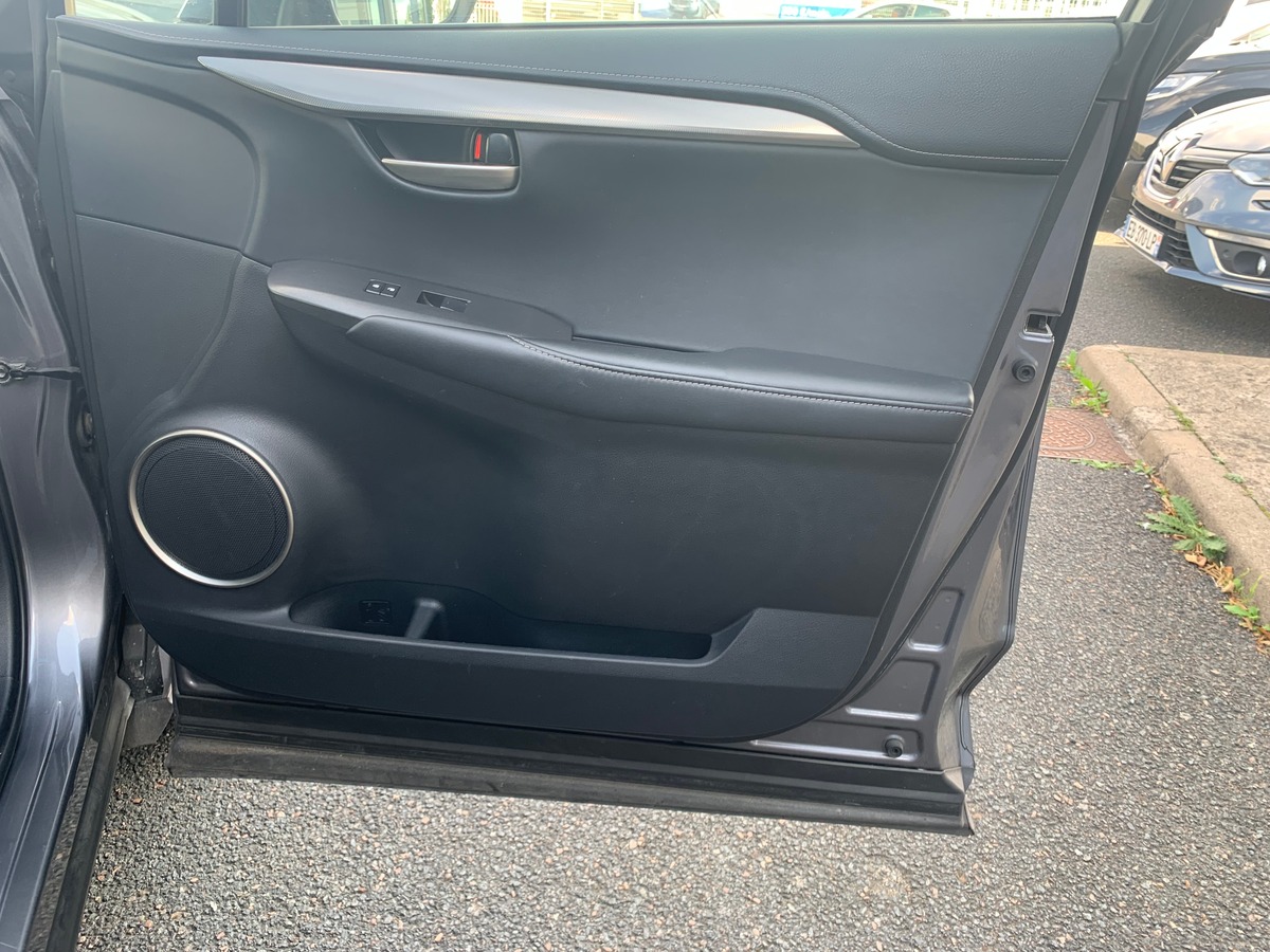 Lexus NX 300 H | AWD | Caméra de recul | Régulateur de vitesse | Cuir